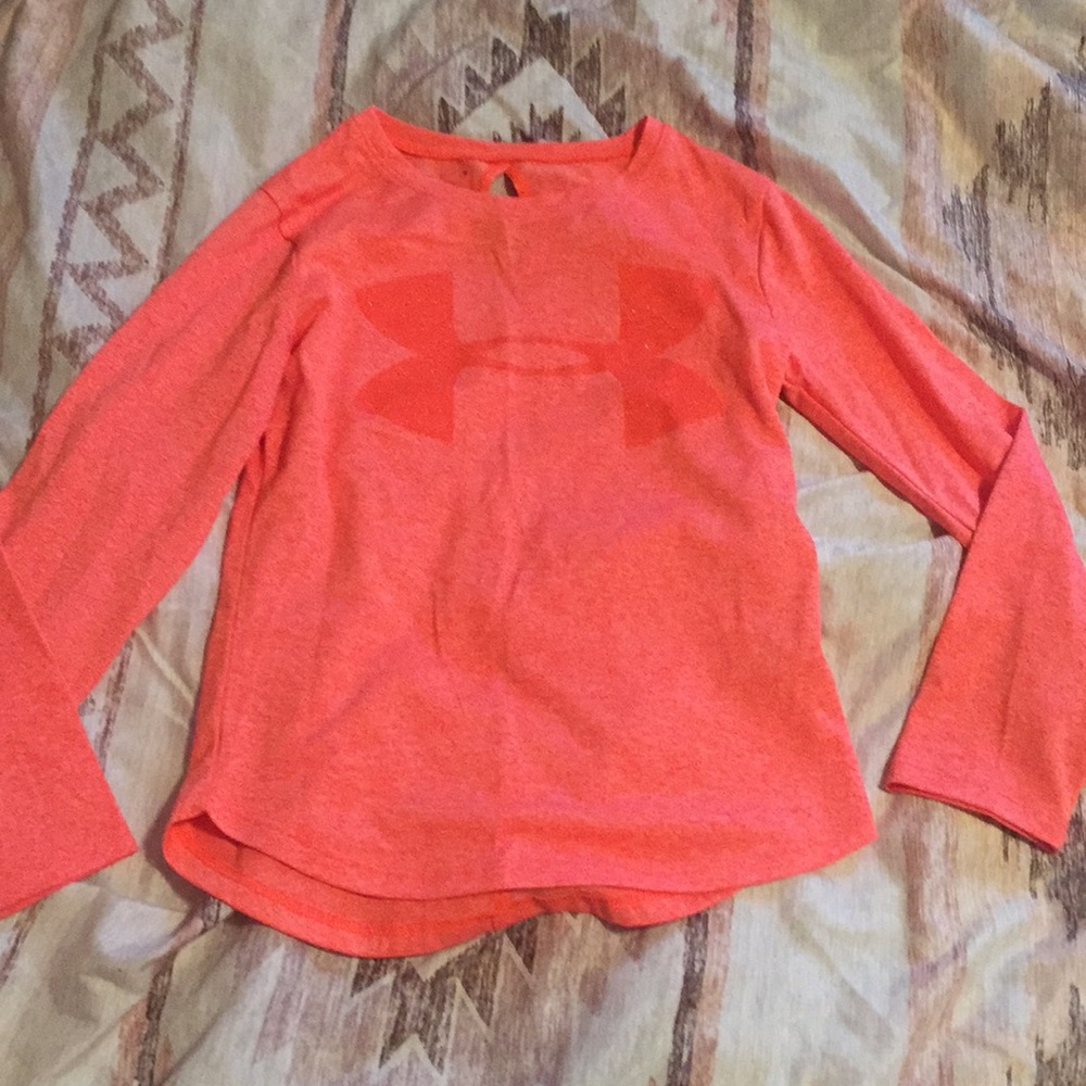 Girls UA shirt